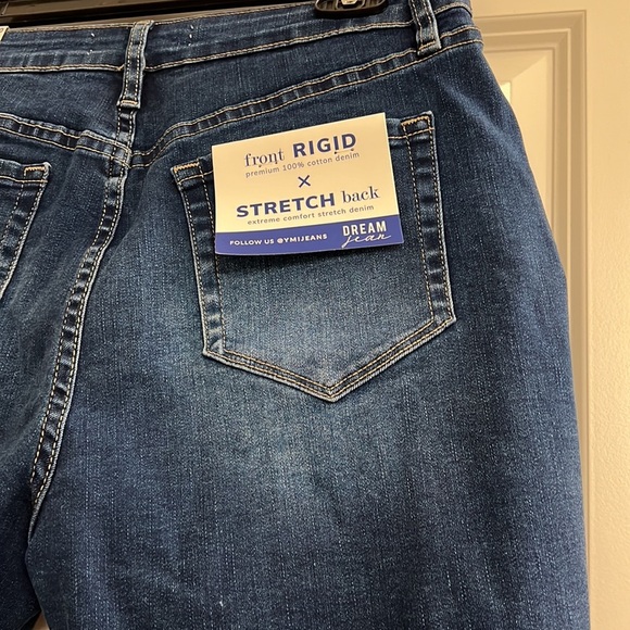 YMI ladies jean shorts - Picture 6 of 8